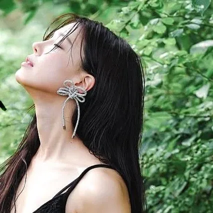 The most loved look of Lim Semi today