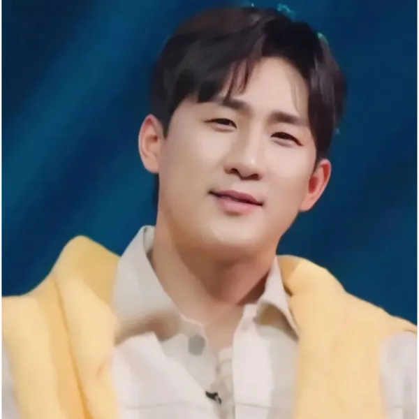 The most loved look of Na Sangdo today