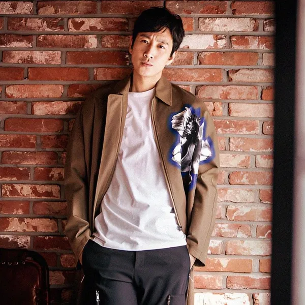 The most loved look of Lee Sunkyun today