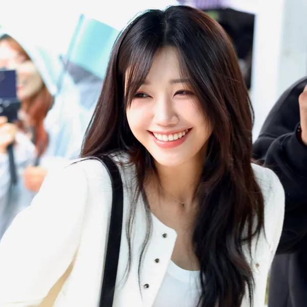 Popular photo full of fans’ love for Jung Eunji