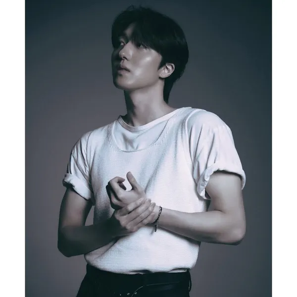 Popular photo full of fans’ love for Chani