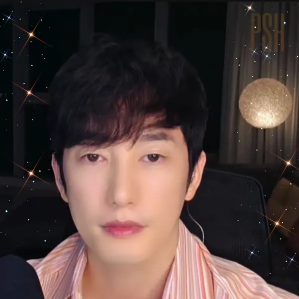 Popular photo full of fans’ love for Park Sihoo