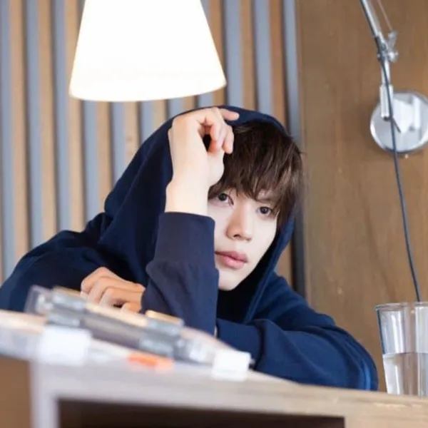The most loved look of Yook Sungjae today
