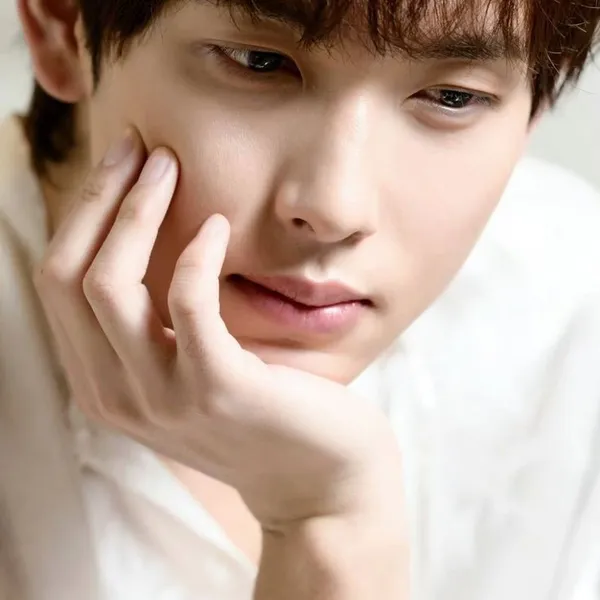 Popular photo full of fans’ love for Lim Siwan