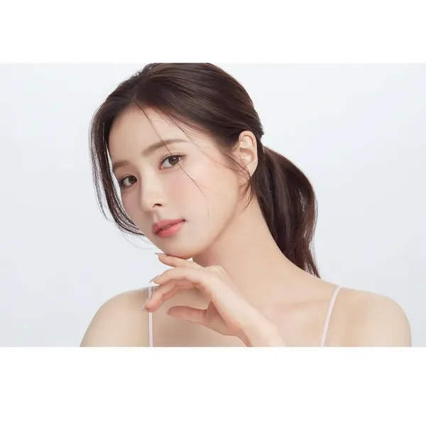 The most loved look of Shin Sekyung today