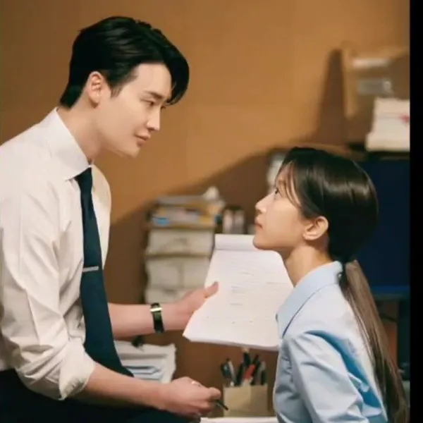 The most loved look of Lee Jongsuk today