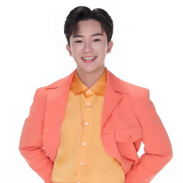 Popular photo full of fans’ love for Nam Seungmin