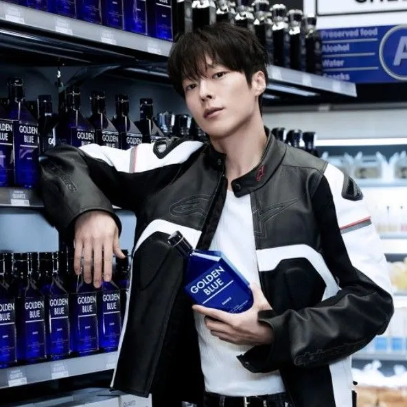 The most loved look of Jang Kiyong today