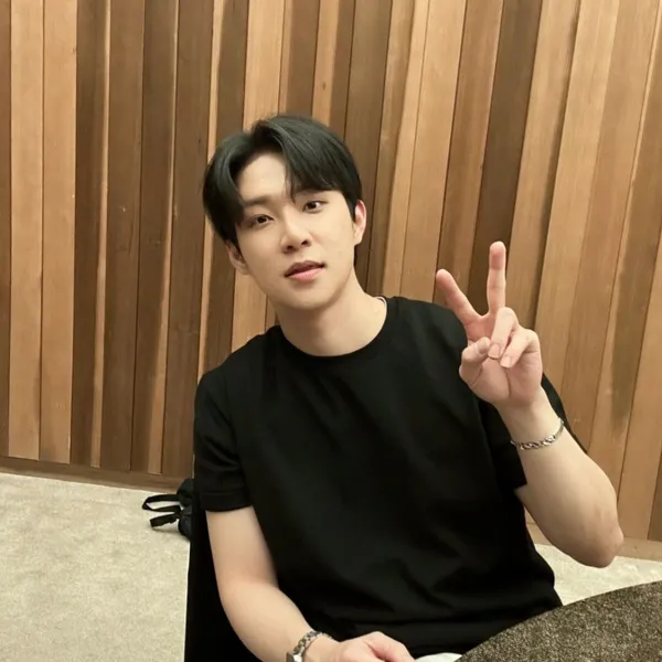 The most loved look of Choo Hyukjin today