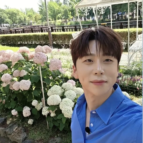The most loved look of Namgung Jin today
