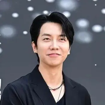 Top moment of Lee Seunggi chosen by fans
