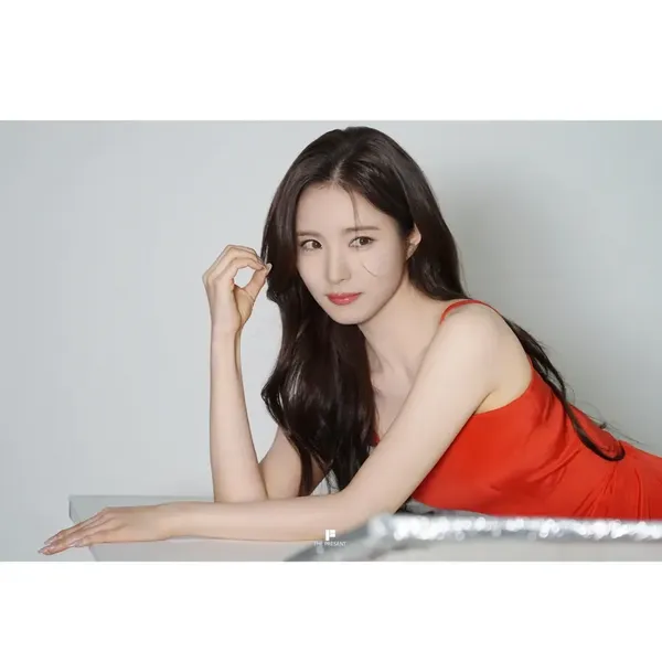 The most loved look of Shin Sekyung today