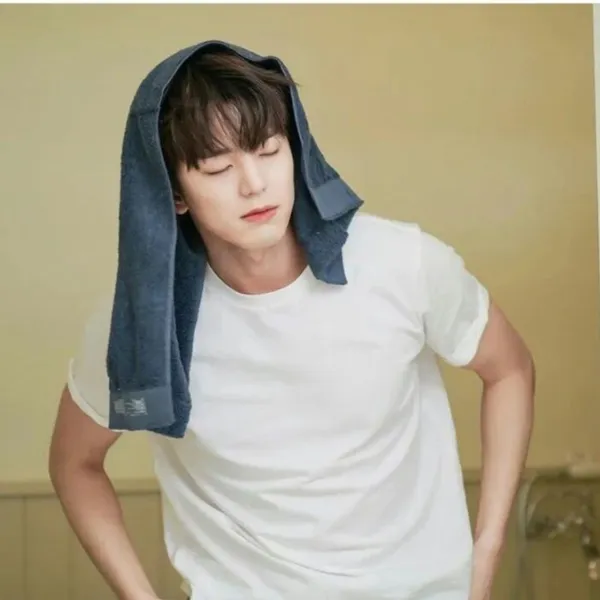 The most loved look of Kim Minkyu today