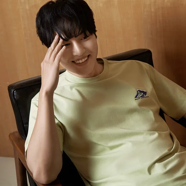 Popular photo full of fans’ love for Yang Sejong