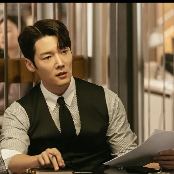 The most loved look of Choi Jinhyuk today