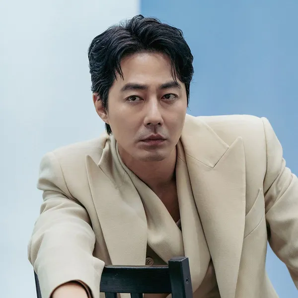 The most loved look of Jo Insung today