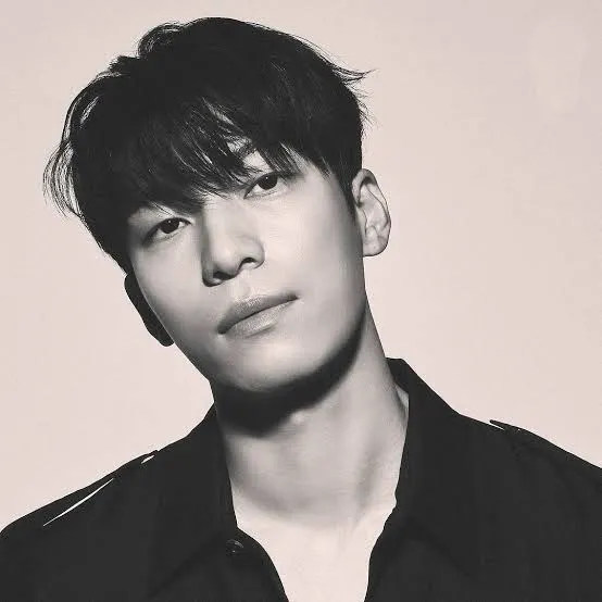 Popular photo full of fans’ love for Wi Hajoon