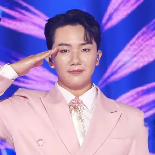 充滿粉絲愛的Nam Seungmin人氣照片