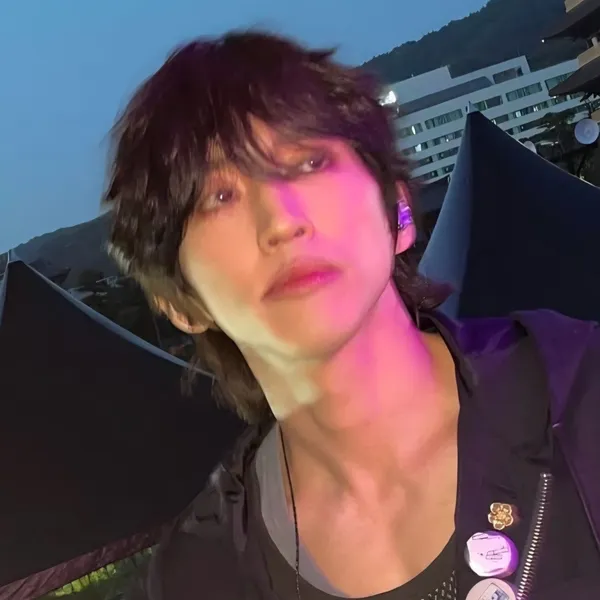 Popular photo full of fans’ love for Lee Seungyoon