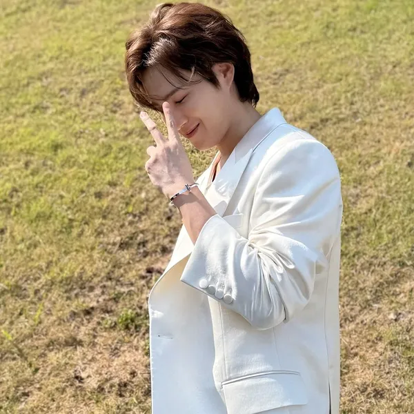 The most loved look of Kim Heejae today