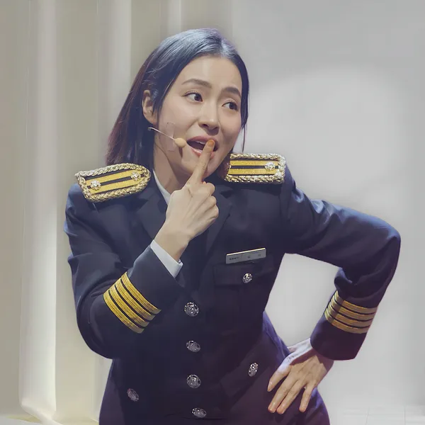 The most loved look of Hong Ja today