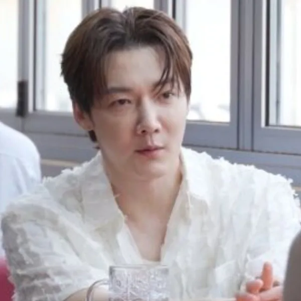 Popular photo full of fans’ love for Choi Jinhyuk