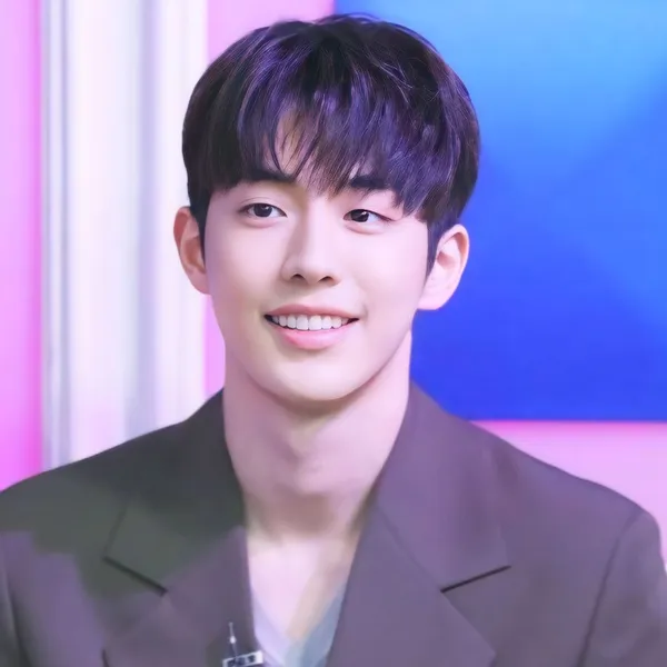Popular photo full of fans’ love for Nam Joohyuk
