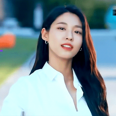 Popular photo full of fans’ love for Seolhyun