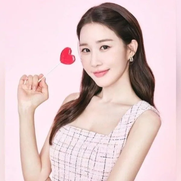 Top moment of Yoo Inna chosen by fans