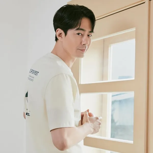 The most loved look of Jo Insung today