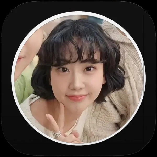 The most loved look of Kang Hyeyeon today