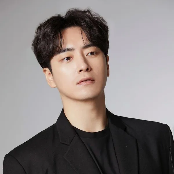 Top moment of Lee Joonhyuk chosen by fans