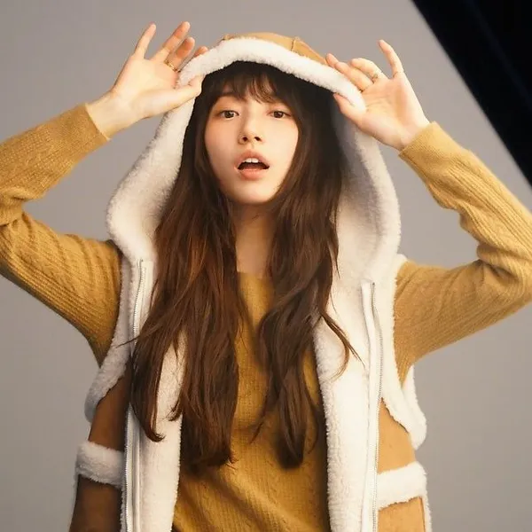 The most loved look of Bae Suzy today