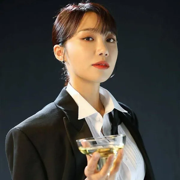 The most loved look of Jung Eunji today
