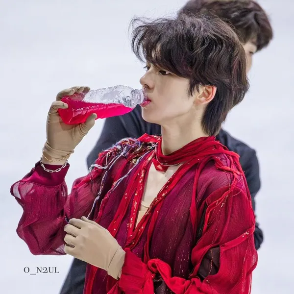 The most loved look of Cha Junhwan today