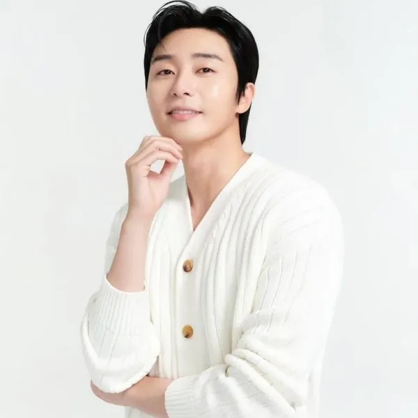 Popular photo full of fans’ love for Park Seojoon