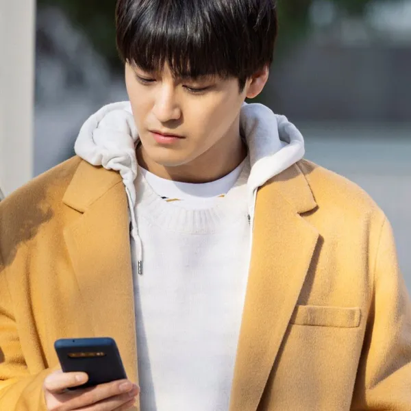 The most loved look of Kim Bum today