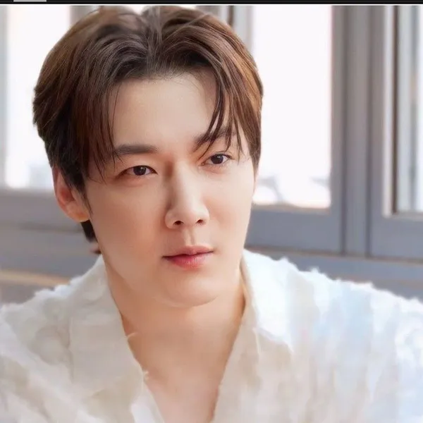 The most loved look of Choi Jinhyuk today
