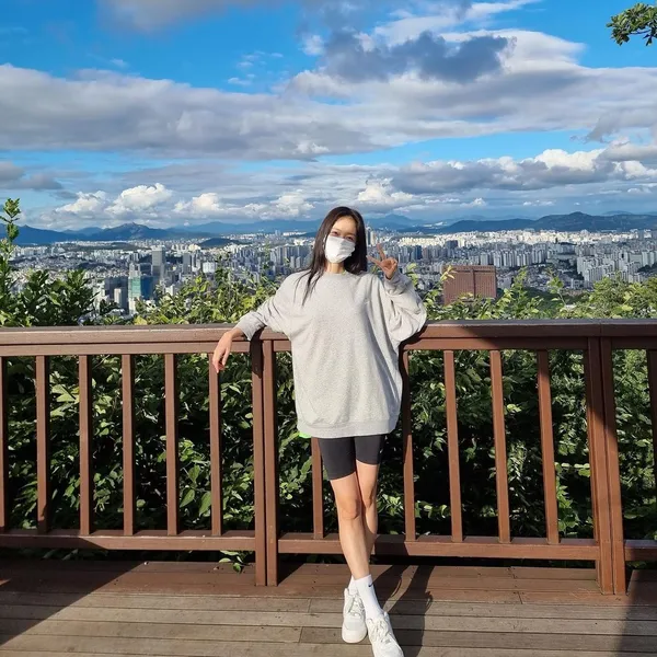The most loved look of Jeon Somin today