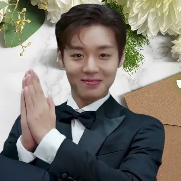 Foto populer Park Jihoon yang penuh cinta dari penggemar
