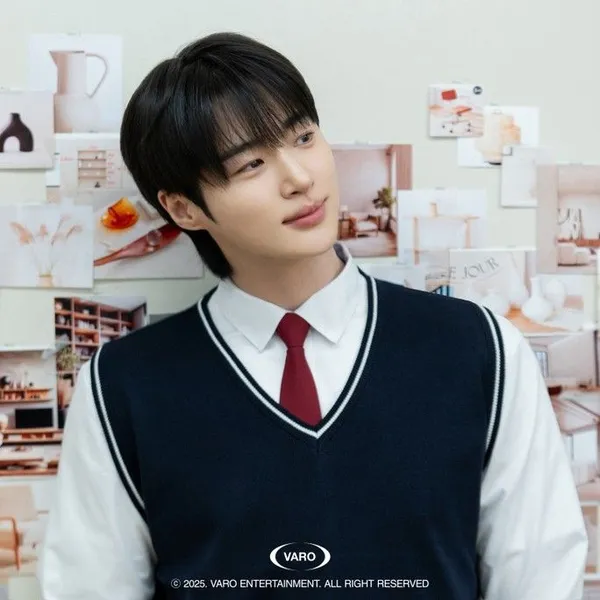 idolProfile