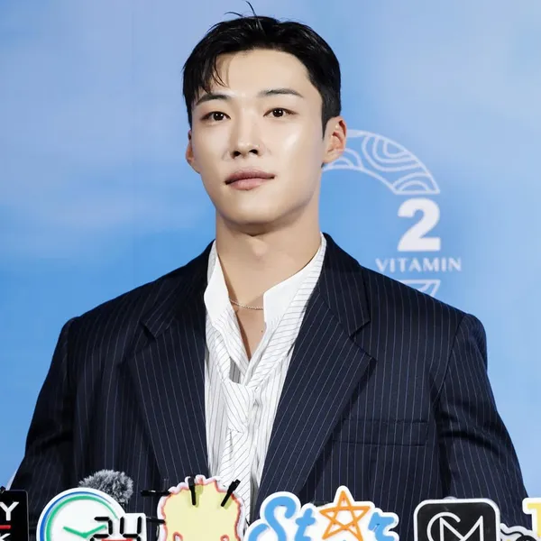 The most loved look of Woo Dohwan today
