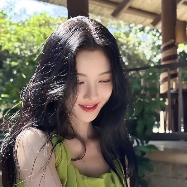 The most loved look of Kim Youjung today