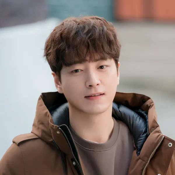 The most loved look of Lee Joonhyuk today