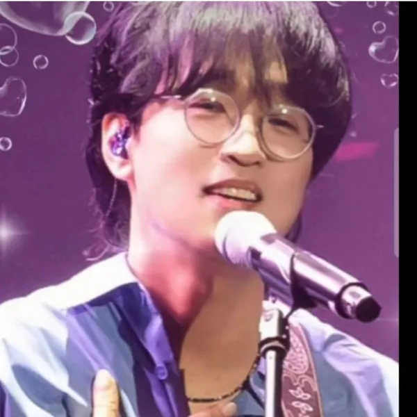 The most loved look of Bak Changgeun today