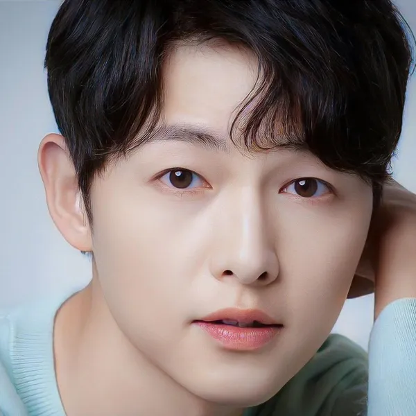 Popular photo full of fans’ love for Song Joongki
