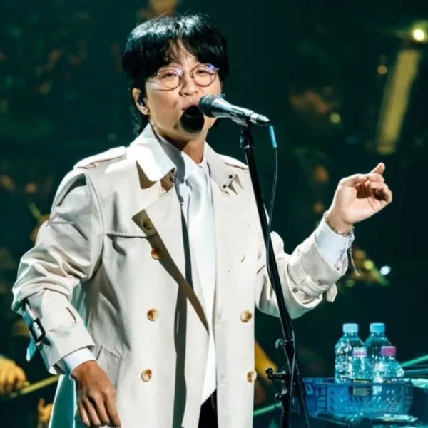 The most loved look of Bak Changgeun today