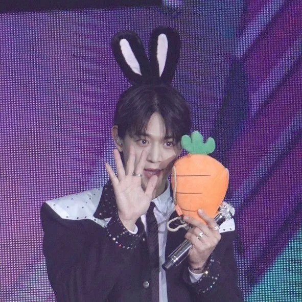 The most loved look of Choi Minho today