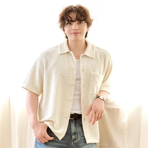 Popular photo full of fans’ love for Yeo Jingoo