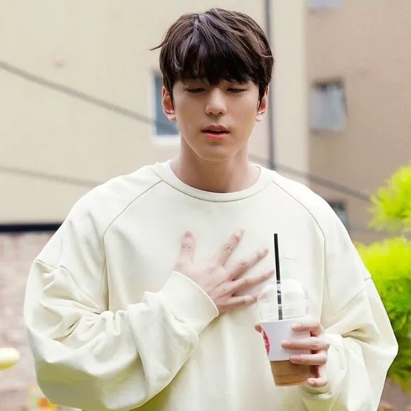 Top moment of Kim Minkyu chosen by fans